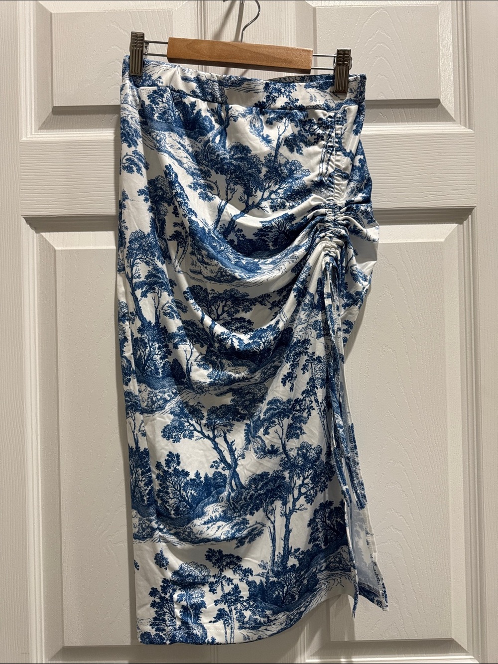 SHEIN Blue and White Toile Ruched Midi Skirt